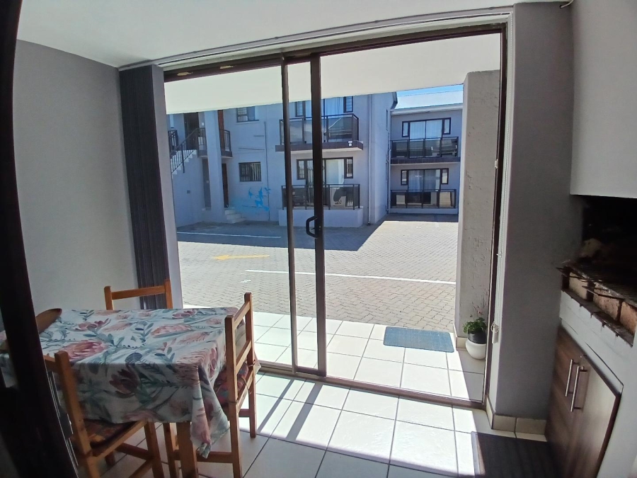 2 Bedroom Property for Sale in Hartenbos Central Western Cape